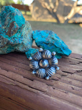 Load image into Gallery viewer, Navajo Sterling Silver Adjustable Flower Ring
