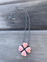 Load image into Gallery viewer, Navajo Queen Pink Conch Shell And Sterling Silver Heart Necklace Signed