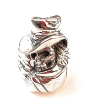 Load image into Gallery viewer, Handmade Sterling Silver Skull Ring Size 8.25