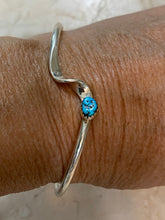 Load image into Gallery viewer, Navajo Sterling Silver Twist &amp; Kingman Turquoise Stacker Cuff Bracelet