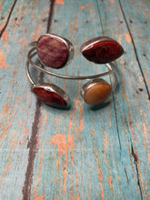 Load image into Gallery viewer, Navajo Beautiful Floating Stone Spiny Sterling Silver Cuff Bracelet Kee- J