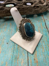 Load image into Gallery viewer, Old Pawn Navajo Sterling Silver &amp; Turquoise Ring Size 9.5