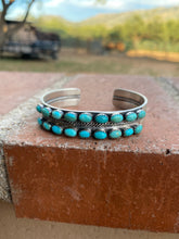 Load image into Gallery viewer, Paul Livingston Sterling Silver Snake Eye Carico Lake Turquoise jumbo Cuff
