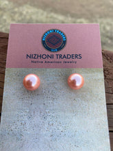 Load image into Gallery viewer, Queen Pink Conch Shell Pearl earrings