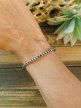 Load image into Gallery viewer, Navajo Sterling Silver Pearl 3mm Beaded Bracelet