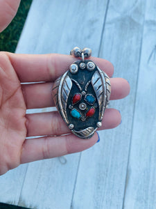 Vintage Navajo Turquoise, Coral & Sterlingi Silver Beaded Necklace