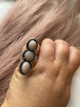 Load image into Gallery viewer, Handmade Sterling Silver &amp; Pink Conch 3 Stone Ring Size 7 Signed Nizhoni