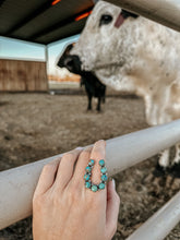 Load image into Gallery viewer, Handmade Horseshoe Sterling Silver &amp; Natural Royston Turquoise Cluster Ring