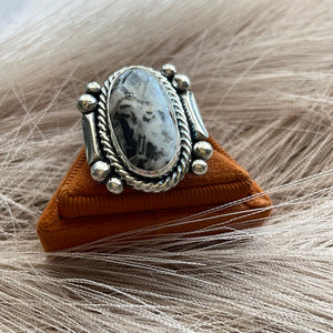Navajo White Buffalo & Sterling Silver Ring Size 6