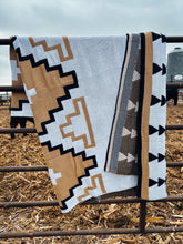Load image into Gallery viewer, Blanket - Marfa