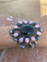 Load image into Gallery viewer, Chimney Butte Sterling Silver Onyx  &amp; Queen Pink Conch Shell Cuff Bracelet